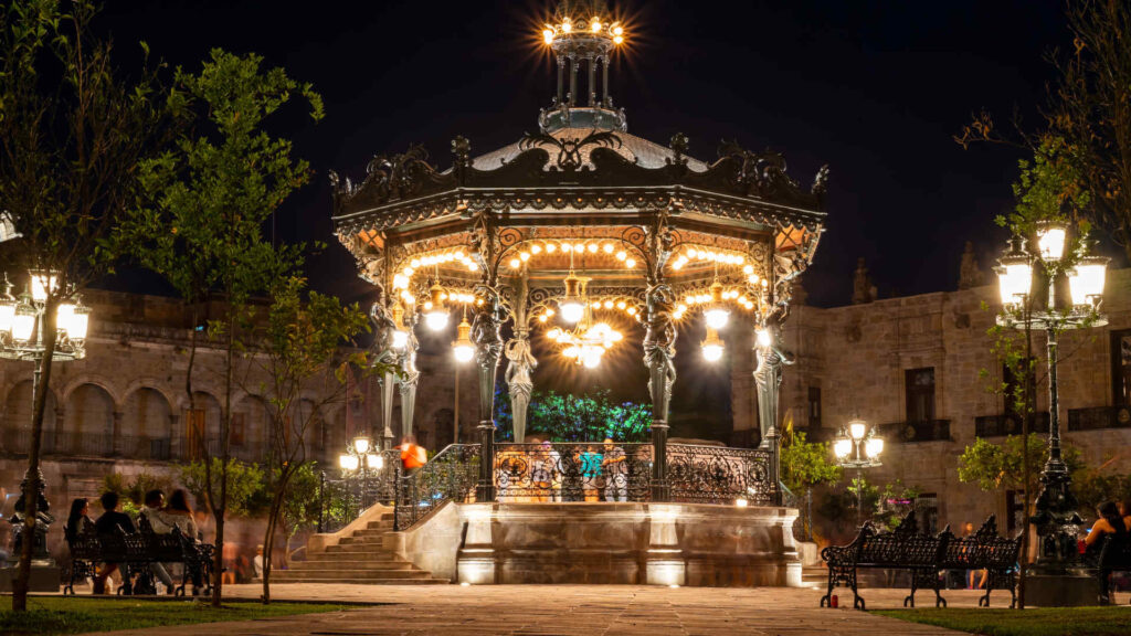 
Plaza de Armas, Zona Centro, Guadalajara, Jalisco, Mexico.